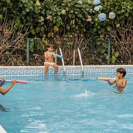 Quinta Do Pinheiral * Favoes